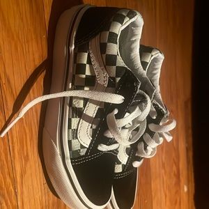 Kid’s size 13 Old Skool Primary Check
